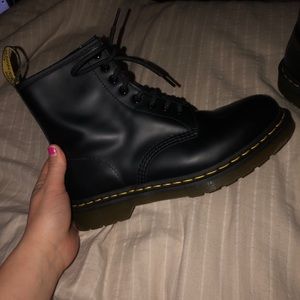 Dr. Martens 1460 Smooth boots